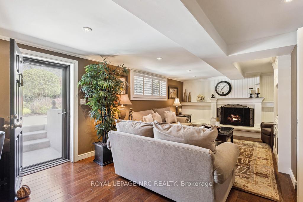 Photo 21 of 24 Richelieu Drive, St. Catharines, Vine/Linwell — HOMEH