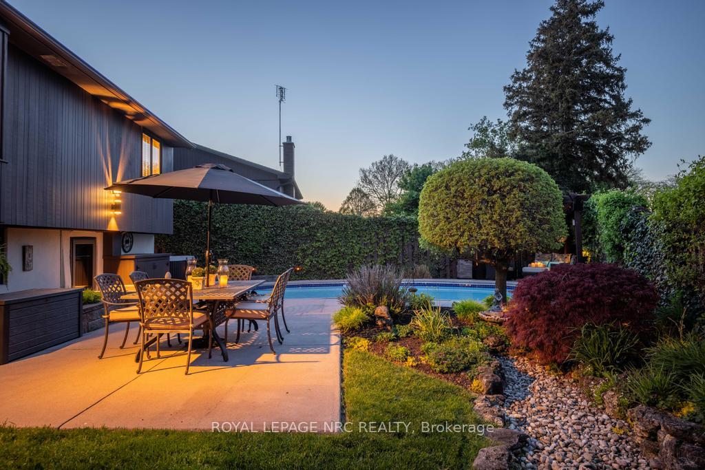 Photo 36 of 24 Richelieu Drive, St. Catharines, Vine/Linwell — HOMEH
