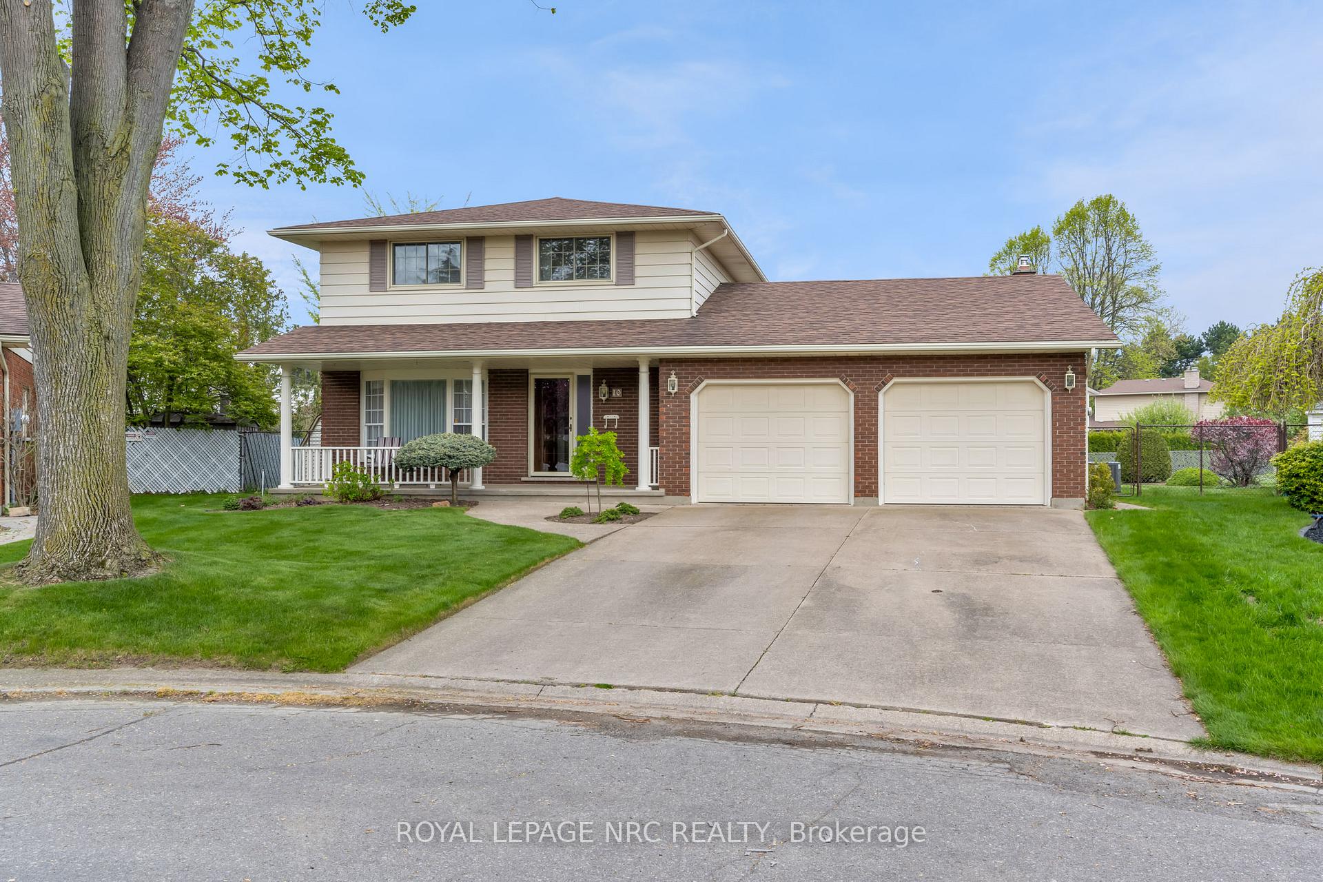 Photo 1 of 10 Wendover Place, St. Catharines, Lakeshore — HOMEH