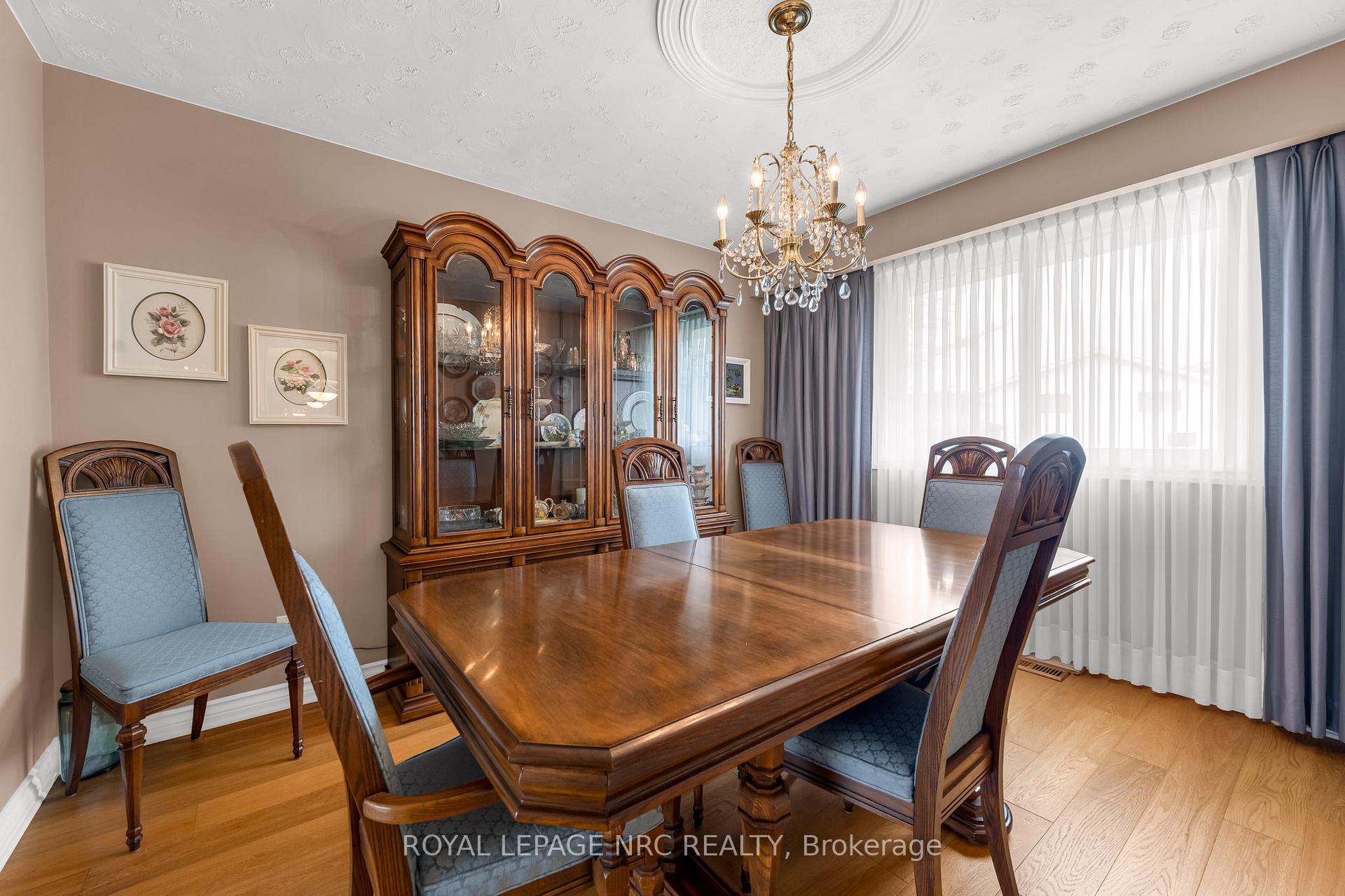 Photo 6 of 10 Wendover Place, St. Catharines, Lakeshore — HOMEH