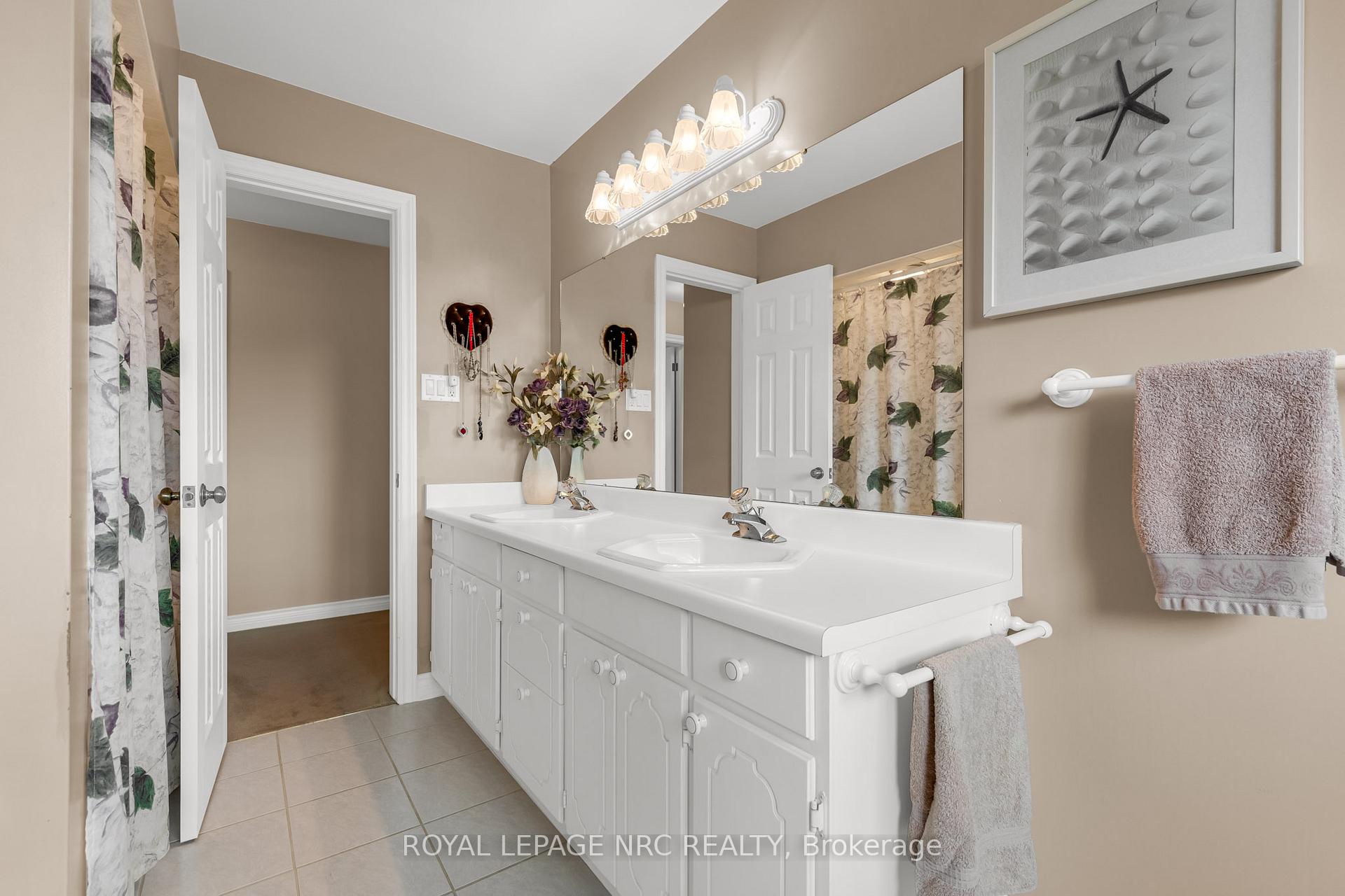 Photo 19 of 10 Wendover Place, St. Catharines, Lakeshore — HOMEH