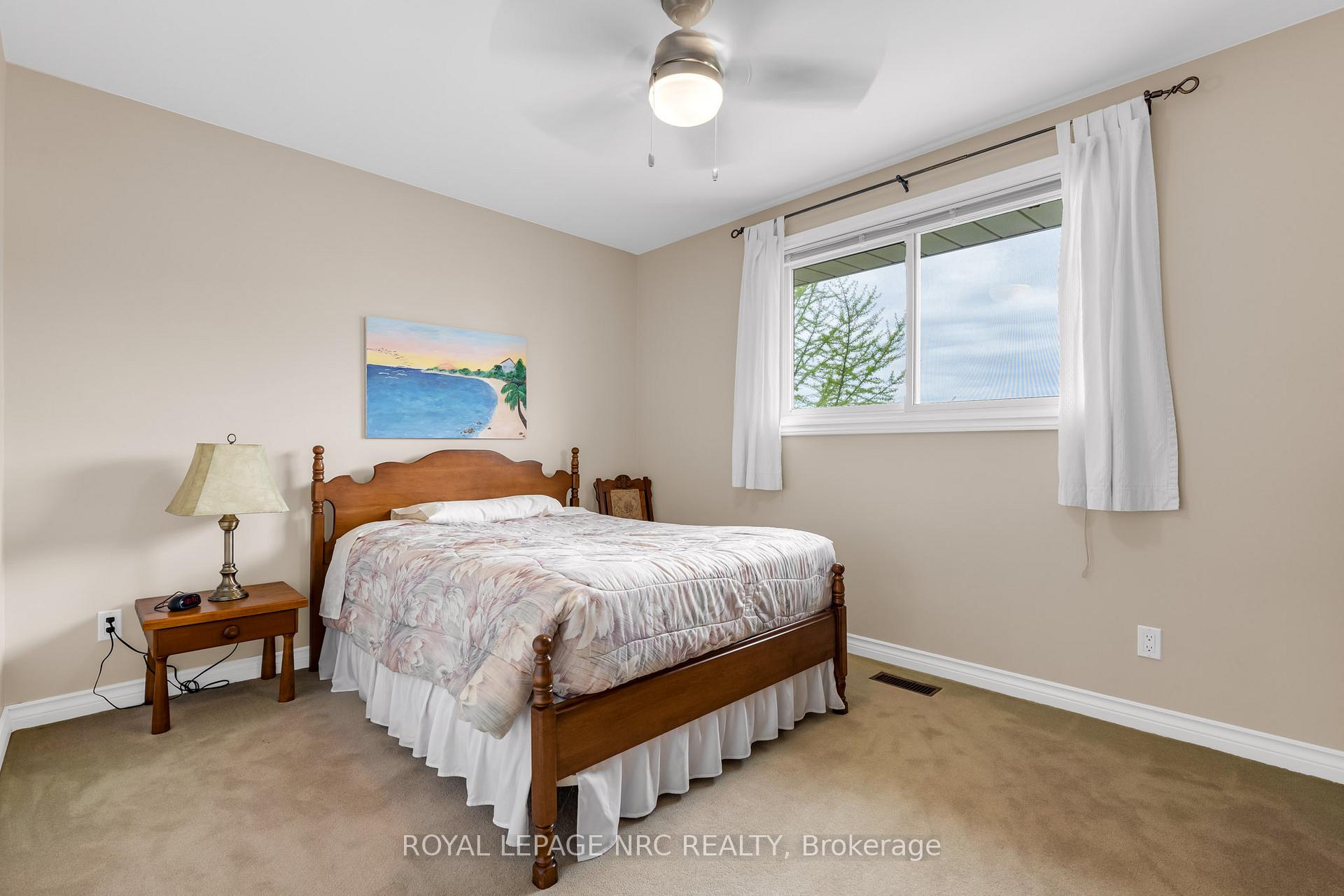 Photo 20 of 10 Wendover Place, St. Catharines, Lakeshore — HOMEH