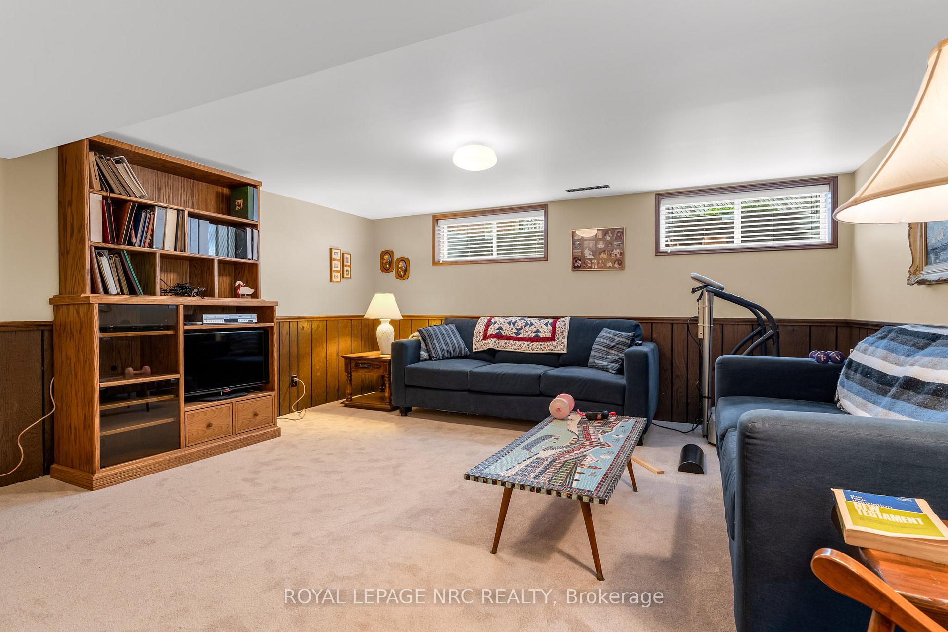 Photo 26 of 10 Wendover Place, St. Catharines, Lakeshore — HOMEH