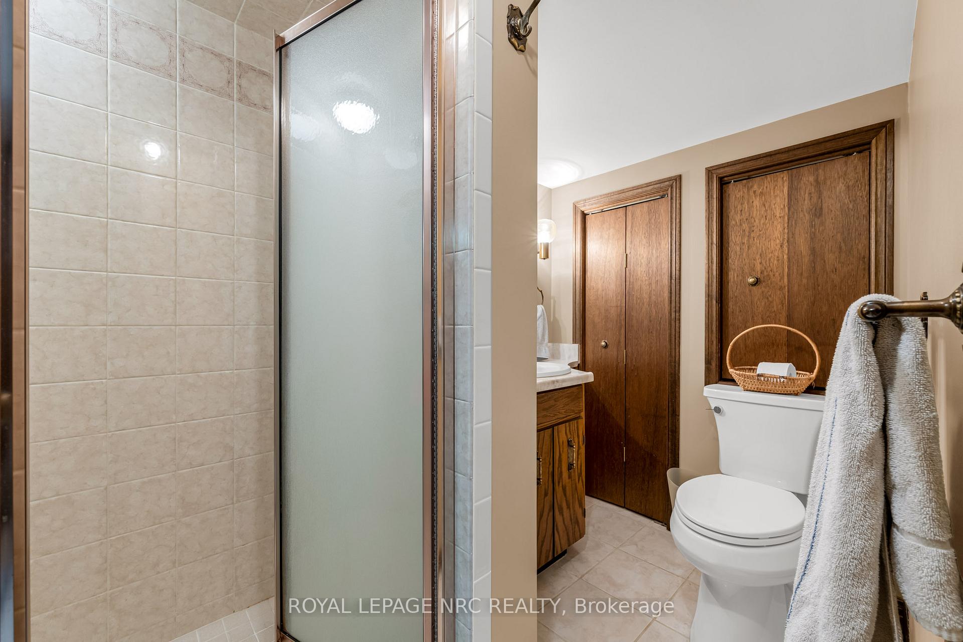 Photo 29 of 10 Wendover Place, St. Catharines, Lakeshore — HOMEH