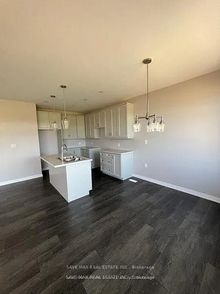 Photo 3 of 12 Summit Crescent, Belleville, Belleville Ward — HOMEH