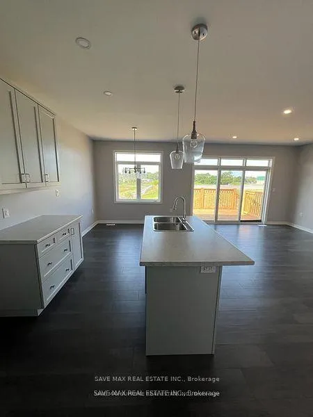 Photo 5 of 12 Summit Crescent, Belleville, Belleville Ward — HOMEH