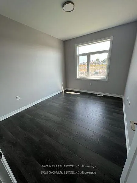 Photo 8 of 12 Summit Crescent, Belleville, Belleville Ward — HOMEH