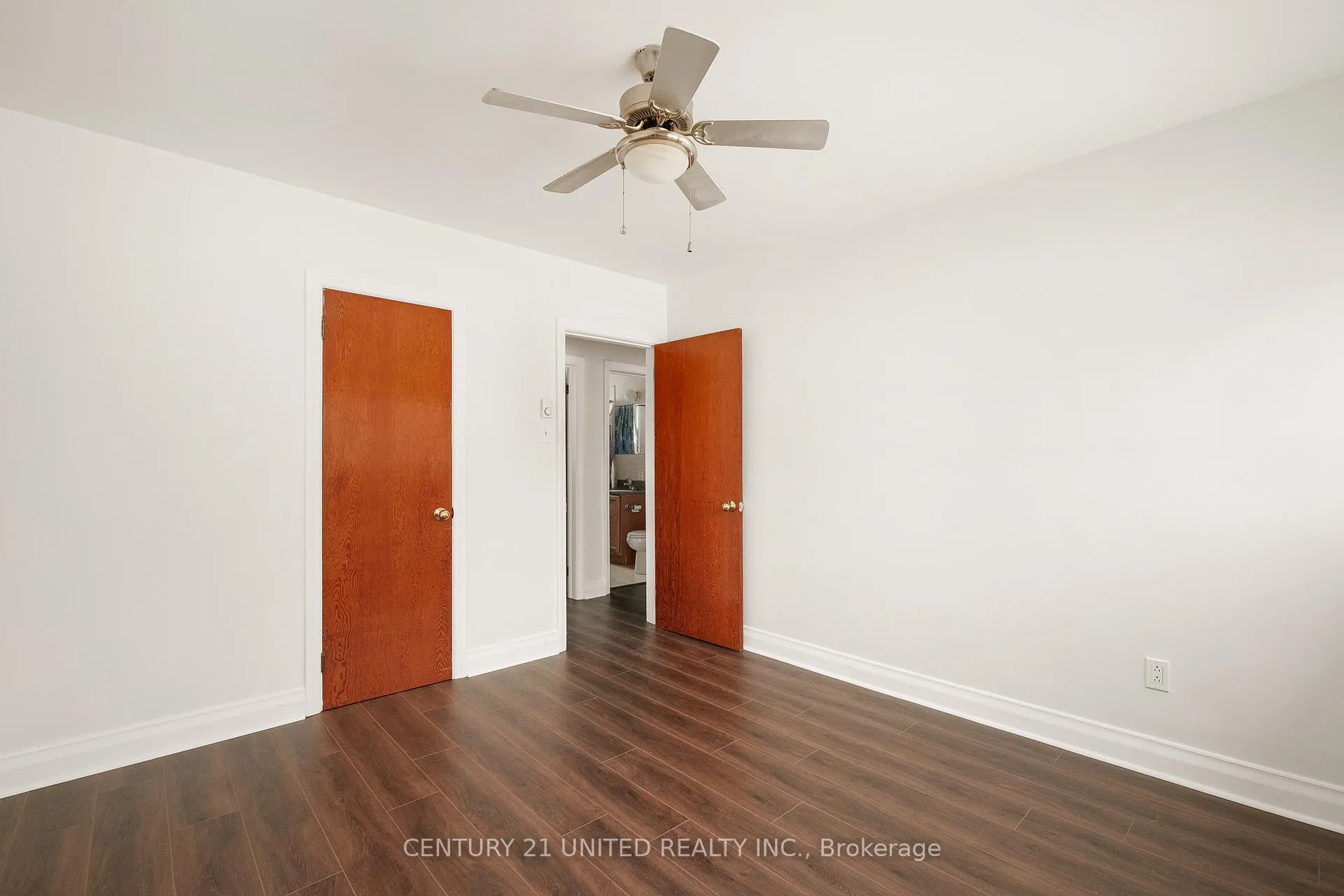 Photo 15 of 641 Bellaire Street, Peterborough, Otonabee Ward 1 — HOMEH