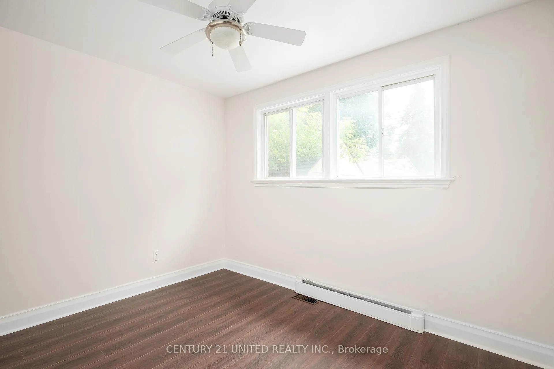 Photo 16 of 641 Bellaire Street, Peterborough, Otonabee Ward 1 — HOMEH