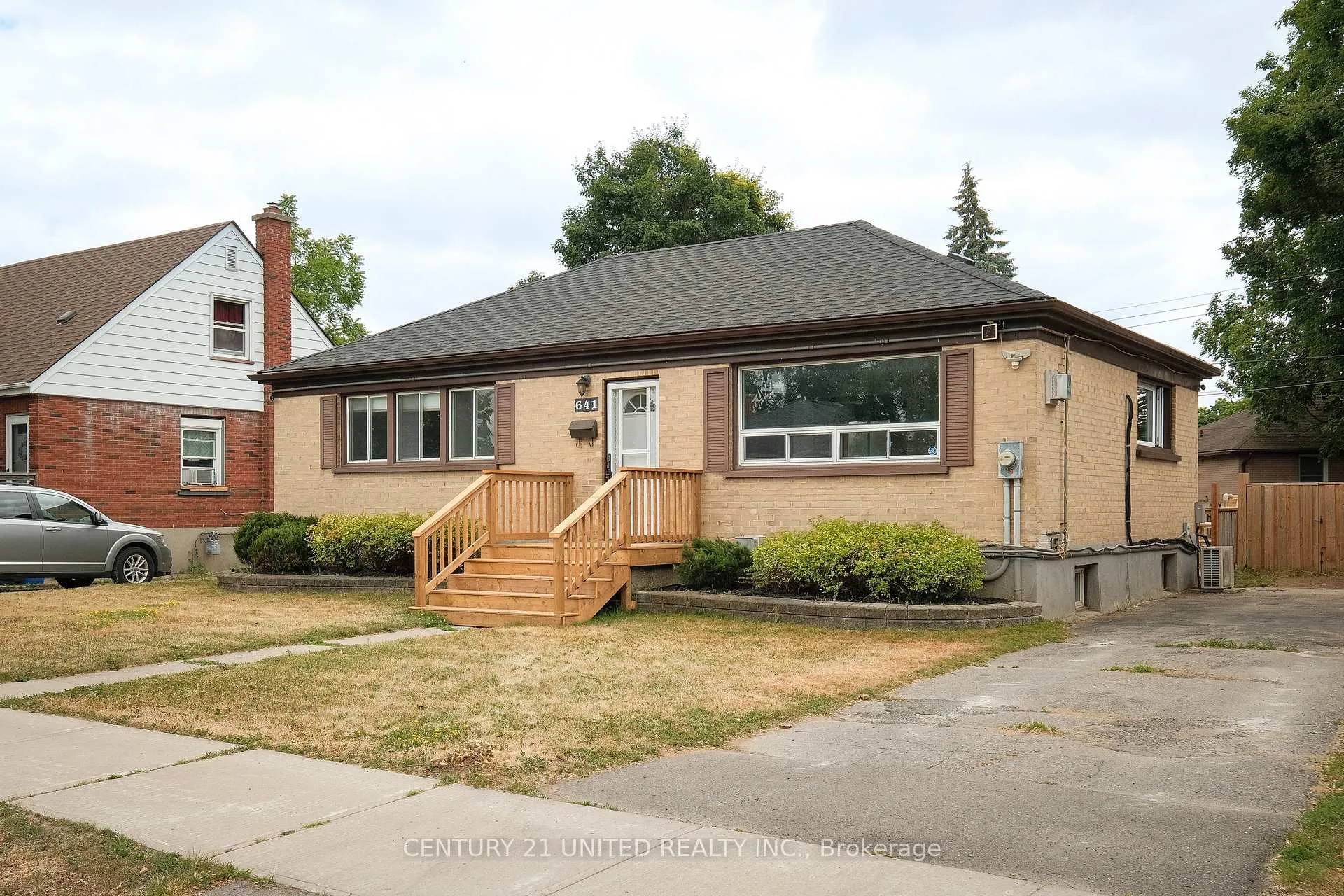 Photo 36 of 641 Bellaire Street, Peterborough, Otonabee Ward 1 — HOMEH