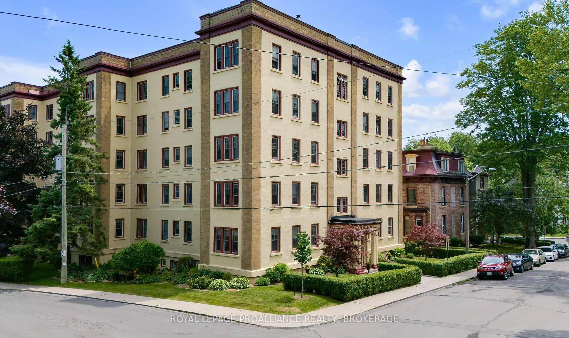 Front of Unit 302, 67 Sydenham Street