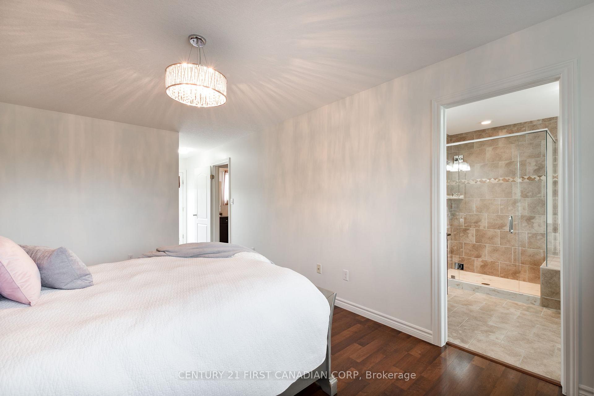 Photo 25 of 28 Circlewood Drive, St. Thomas — HOMEH