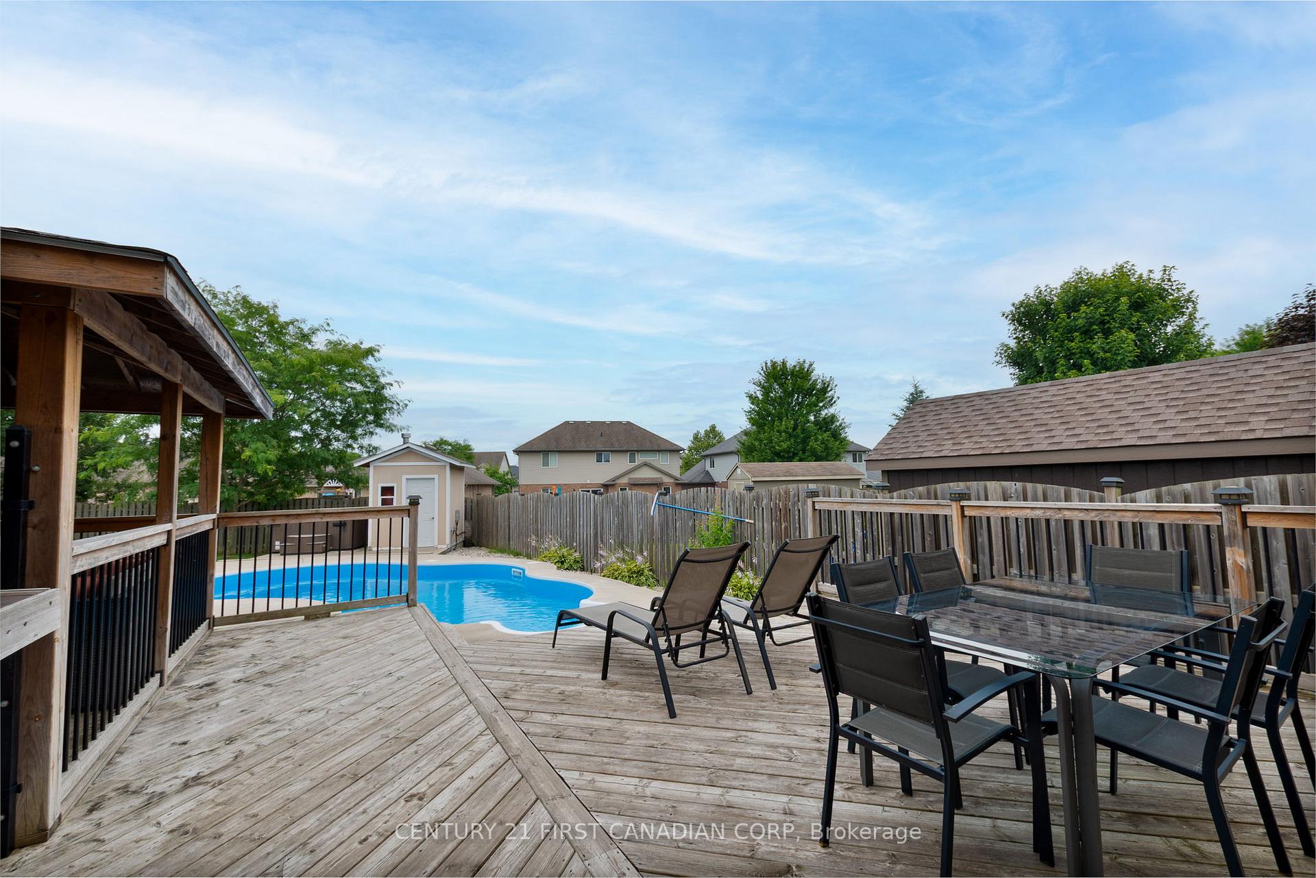 Photo 39 of 28 Circlewood Drive, St. Thomas — HOMEH