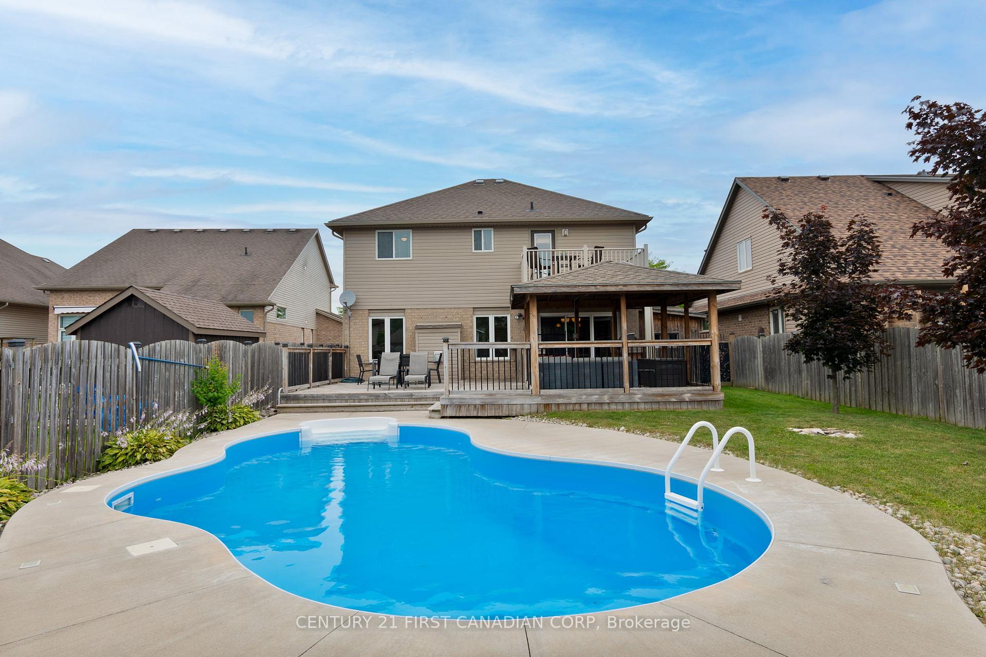Photo 42 of 28 Circlewood Drive, St. Thomas — HOMEH