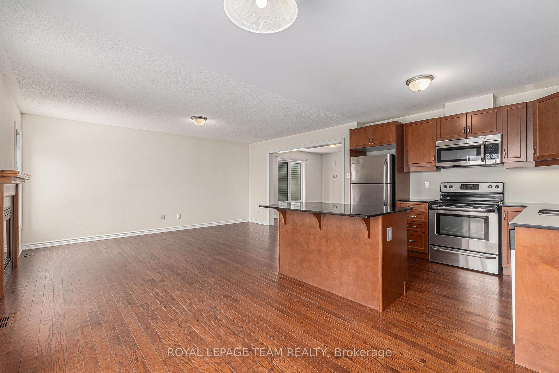 Photo 5 of 745 Maloja Way, Ottawa, Stittsville (North) — HOMEH