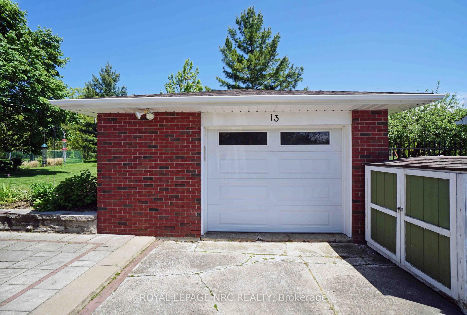 Photo 5 of 13 Cullen Drive, St. Catharines, Glendale/Glenridge — HOMEH