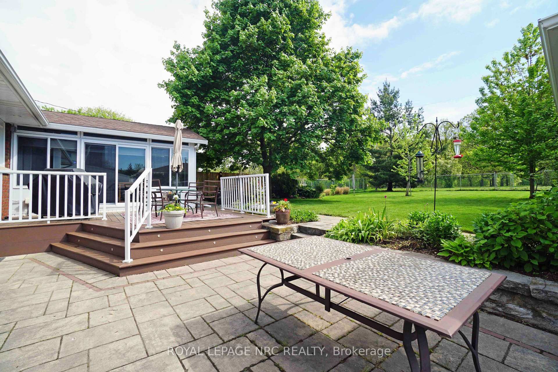 Photo 9 of 13 Cullen Drive, St. Catharines, Glendale/Glenridge — HOMEH