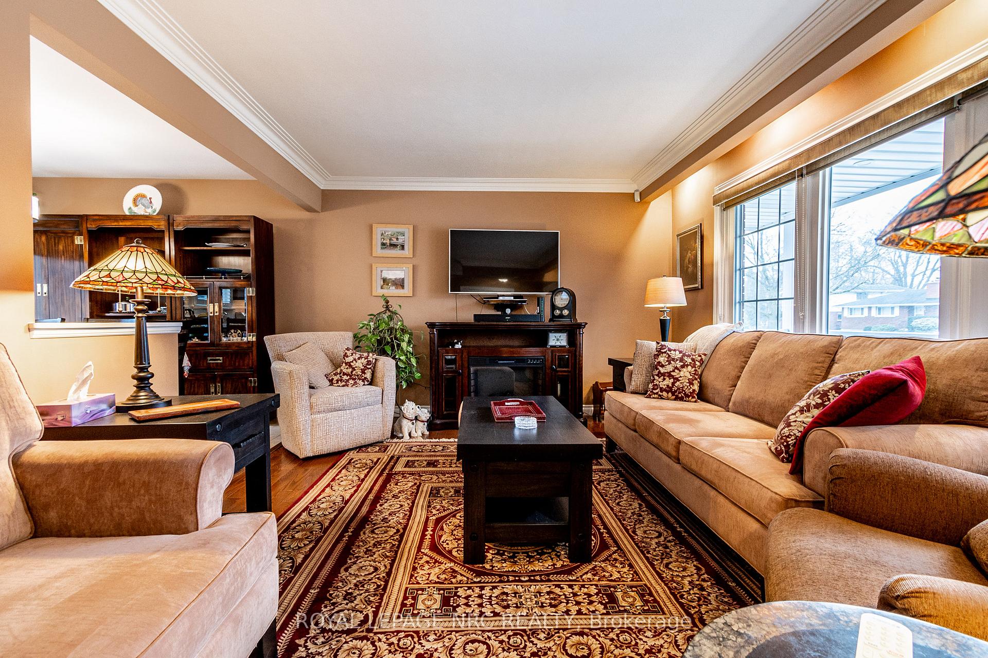 Photo 18 of 13 Cullen Drive, St. Catharines, Glendale/Glenridge — HOMEH