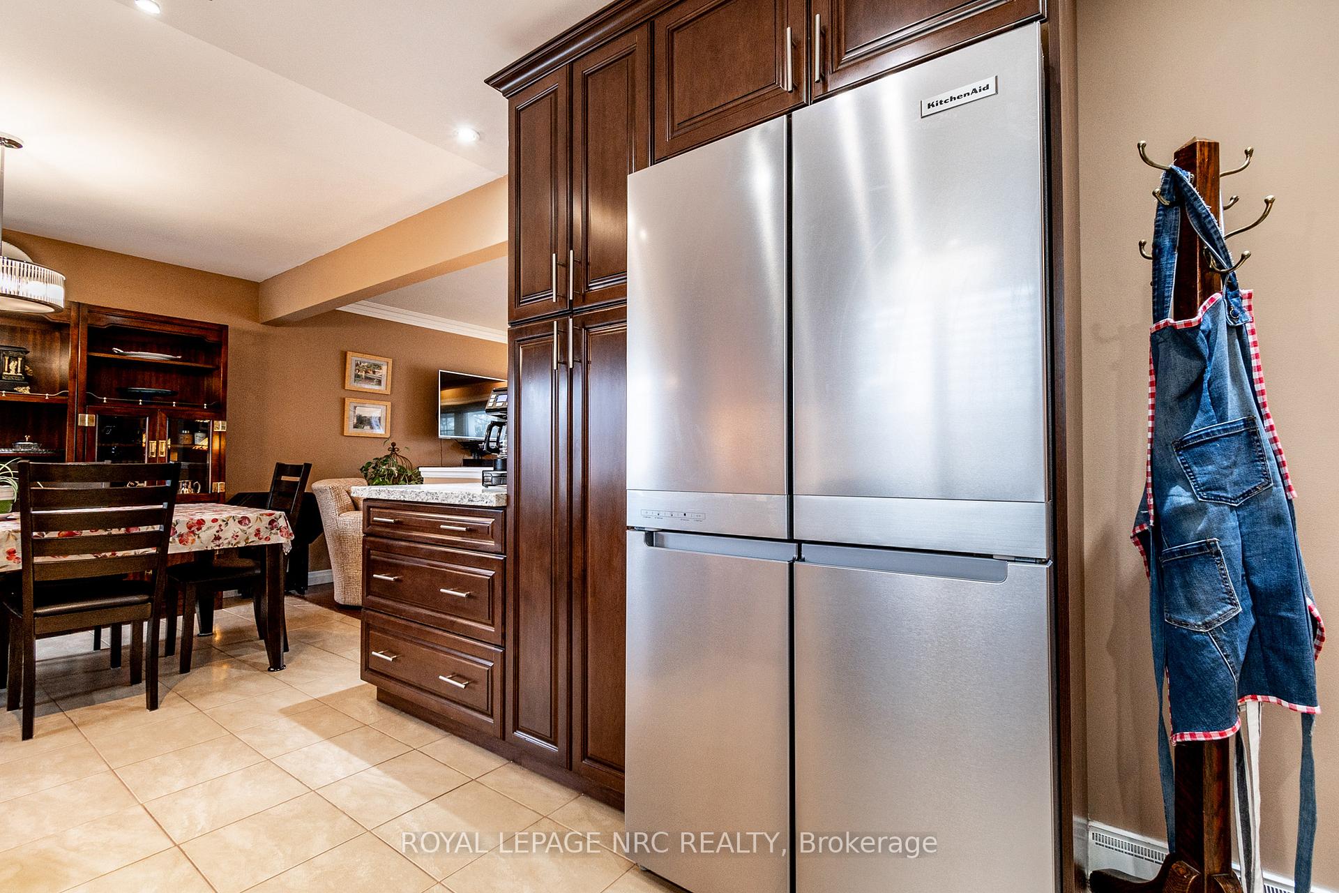 Photo 26 of 13 Cullen Drive, St. Catharines, Glendale/Glenridge — HOMEH