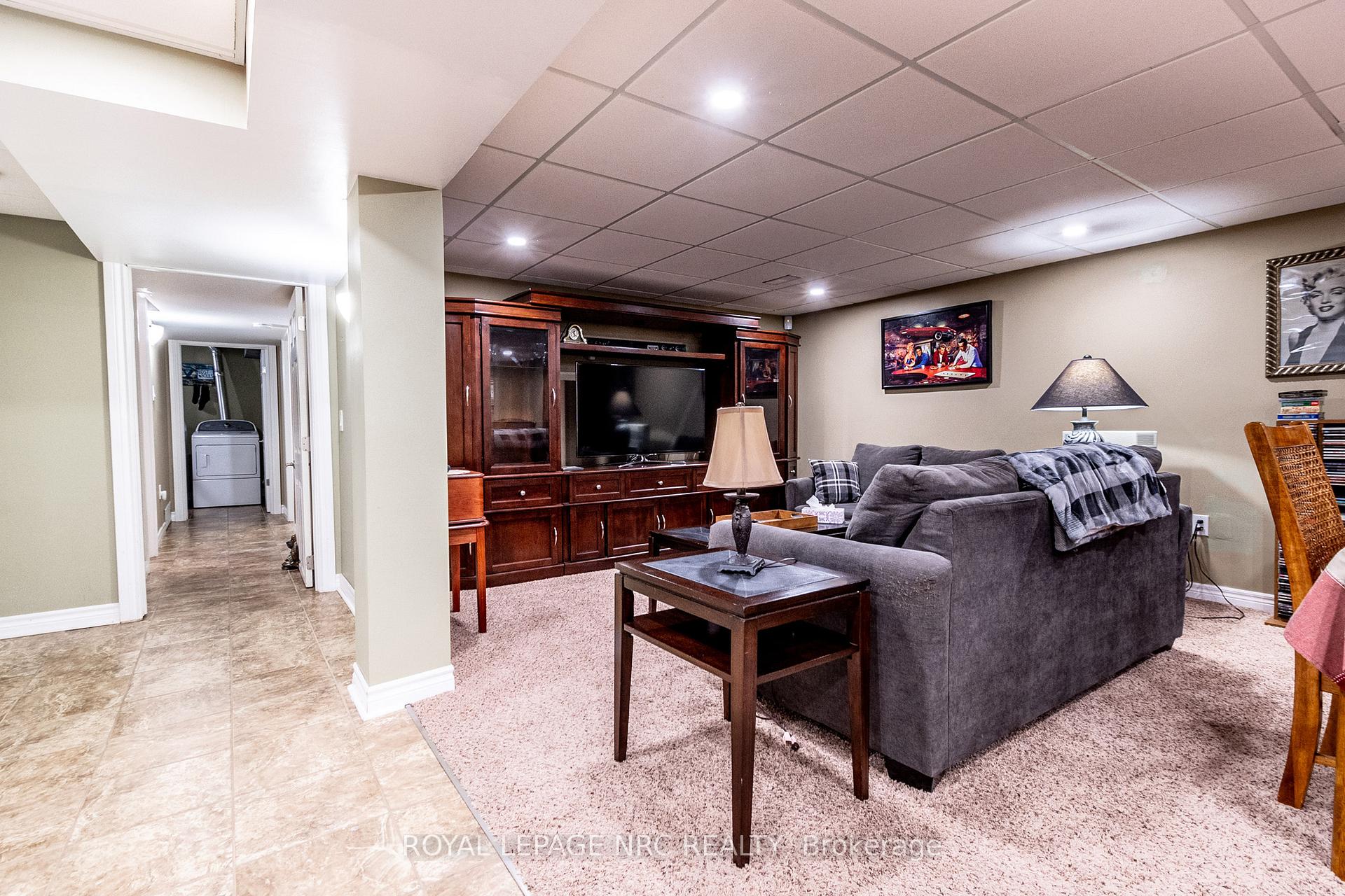 Photo 44 of 13 Cullen Drive, St. Catharines, Glendale/Glenridge — HOMEH