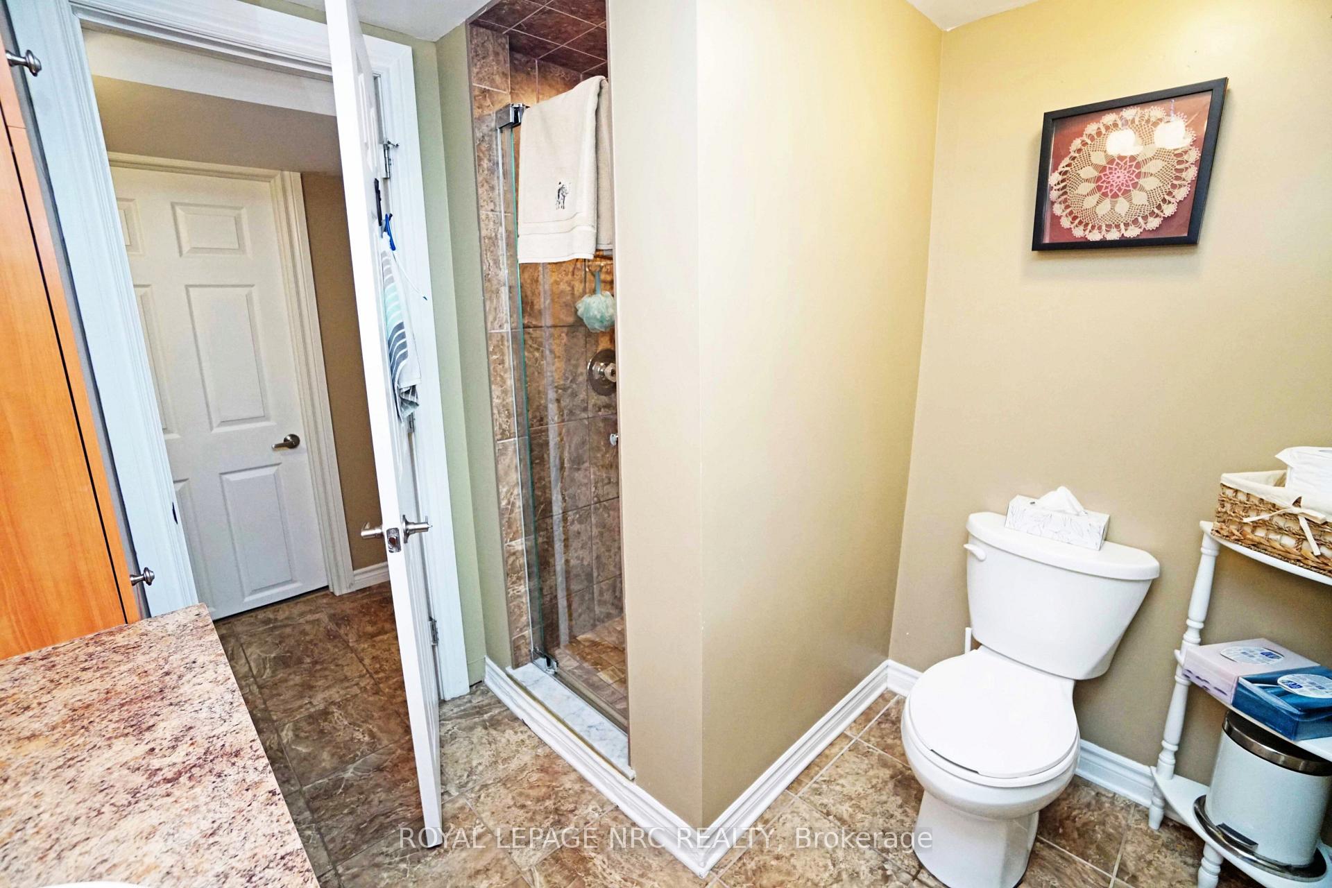 Photo 46 of 13 Cullen Drive, St. Catharines, Glendale/Glenridge — HOMEH