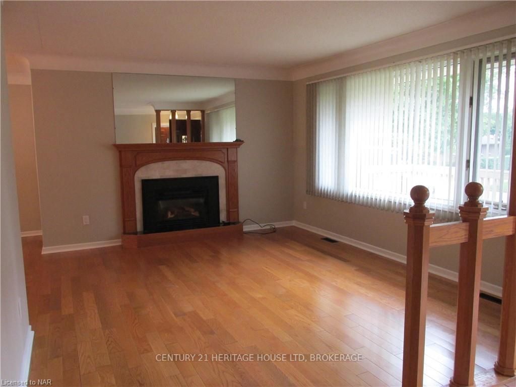 Photo 5 of 6 East Hampton Road, St. Catharines, Glendale/Glenridge — HOMEH