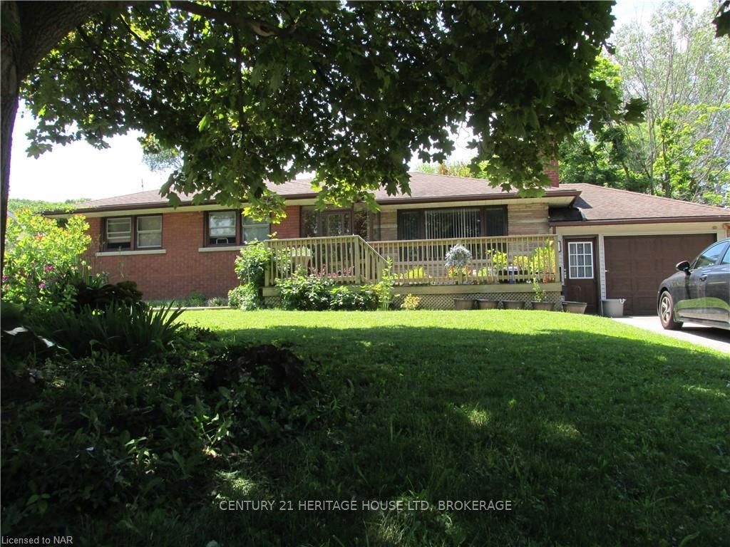 Photo 1 of 6 East Hampton Road, St. Catharines, Glendale/Glenridge — HOMEH