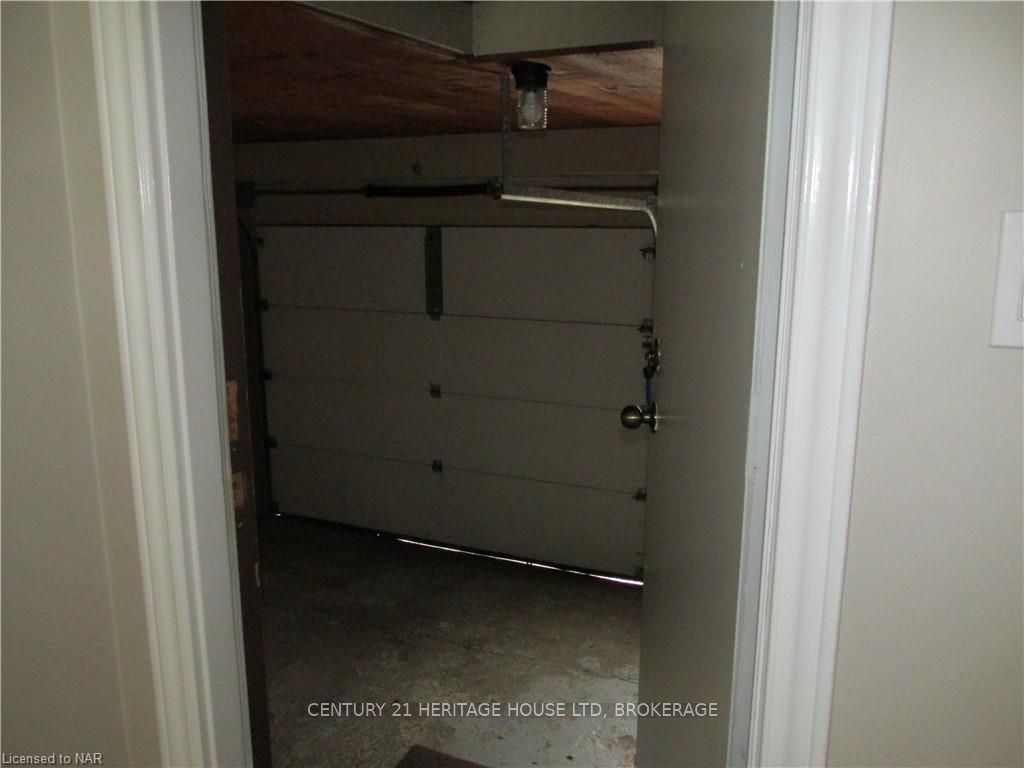 Photo 18 of 6 East Hampton Road, St. Catharines, Glendale/Glenridge — HOMEH