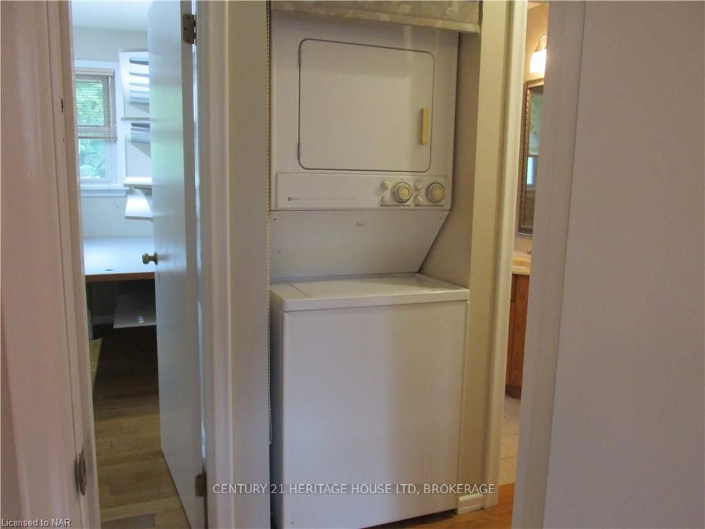 Photo 17 of 6 East Hampton Road, St. Catharines, Glendale/Glenridge — HOMEH