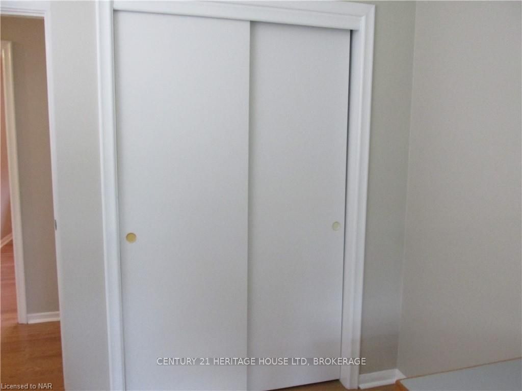 Photo 16 of 6 East Hampton Road, St. Catharines, Glendale/Glenridge — HOMEH