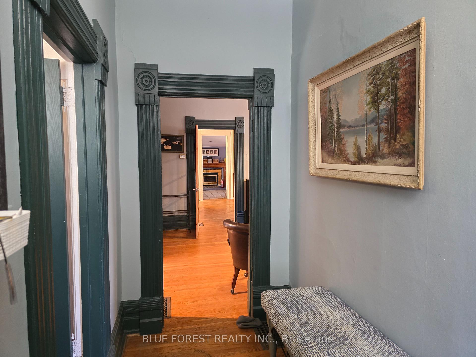 Photo 8 of 17 Scott Street, St. Thomas — HOMEH