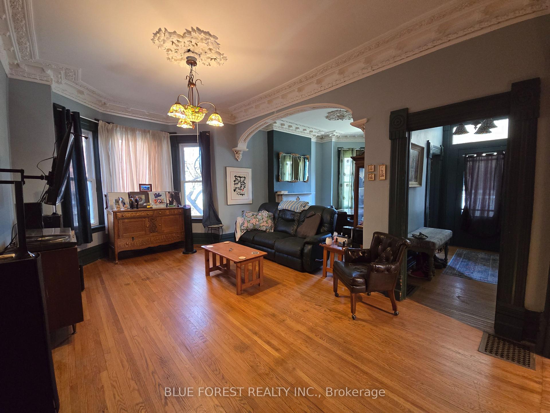 Photo 15 of 17 Scott Street, St. Thomas — HOMEH