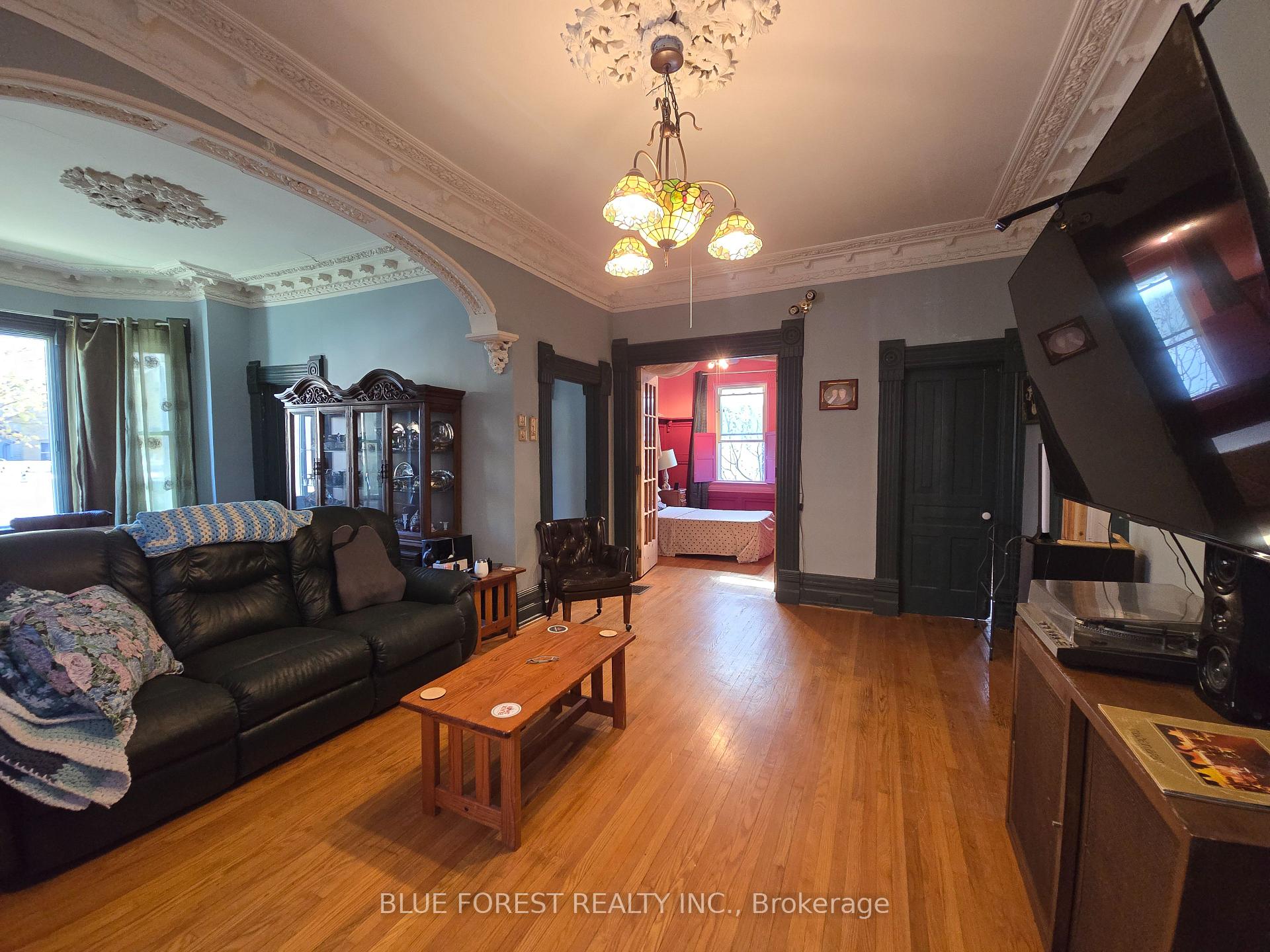 Photo 16 of 17 Scott Street, St. Thomas — HOMEH