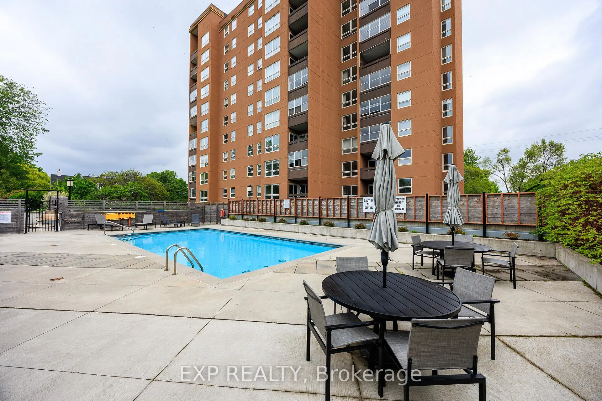 Photo 7 of Unit 1003, 373 Laurier Avenue E, Ottawa, Sandy Hill — HOMEH
