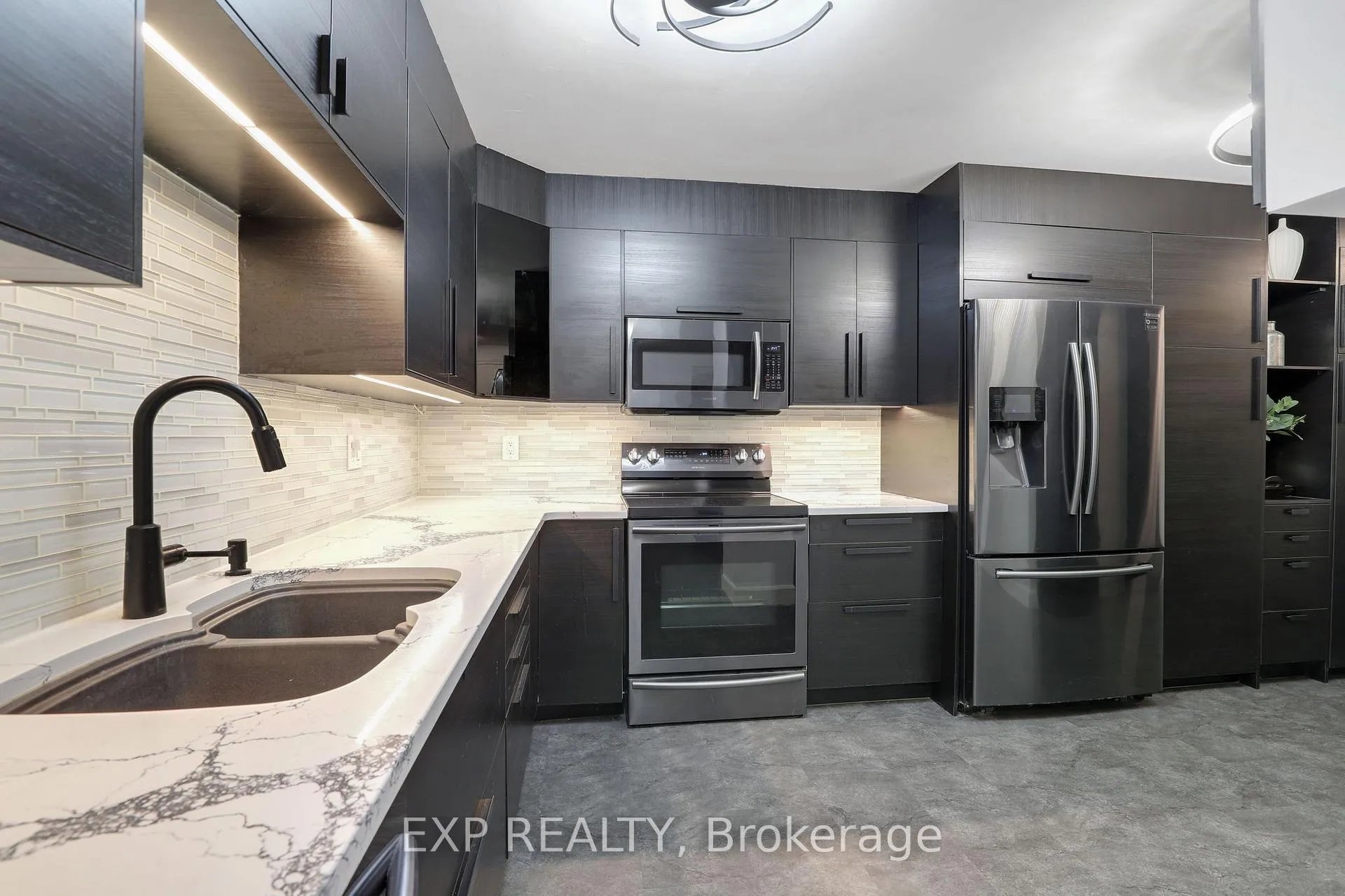 Photo 24 of Unit 1003, 373 Laurier Avenue E, Ottawa, Sandy Hill — HOMEH
