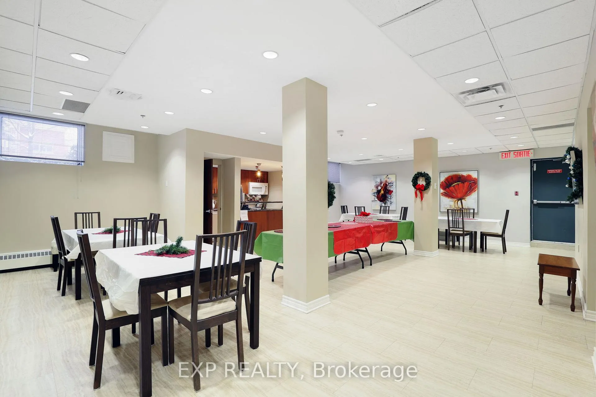 Photo 36 of Unit 1003, 373 Laurier Avenue E, Ottawa, Sandy Hill — HOMEH