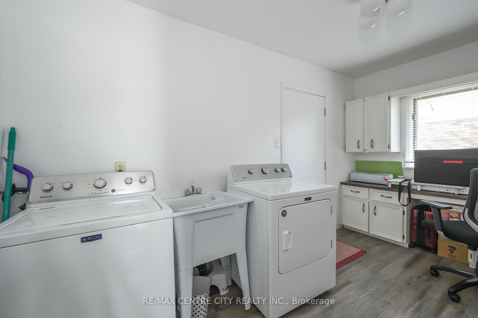 Photo 26 of 9 Bonnie Place, St. Thomas — HOMEH