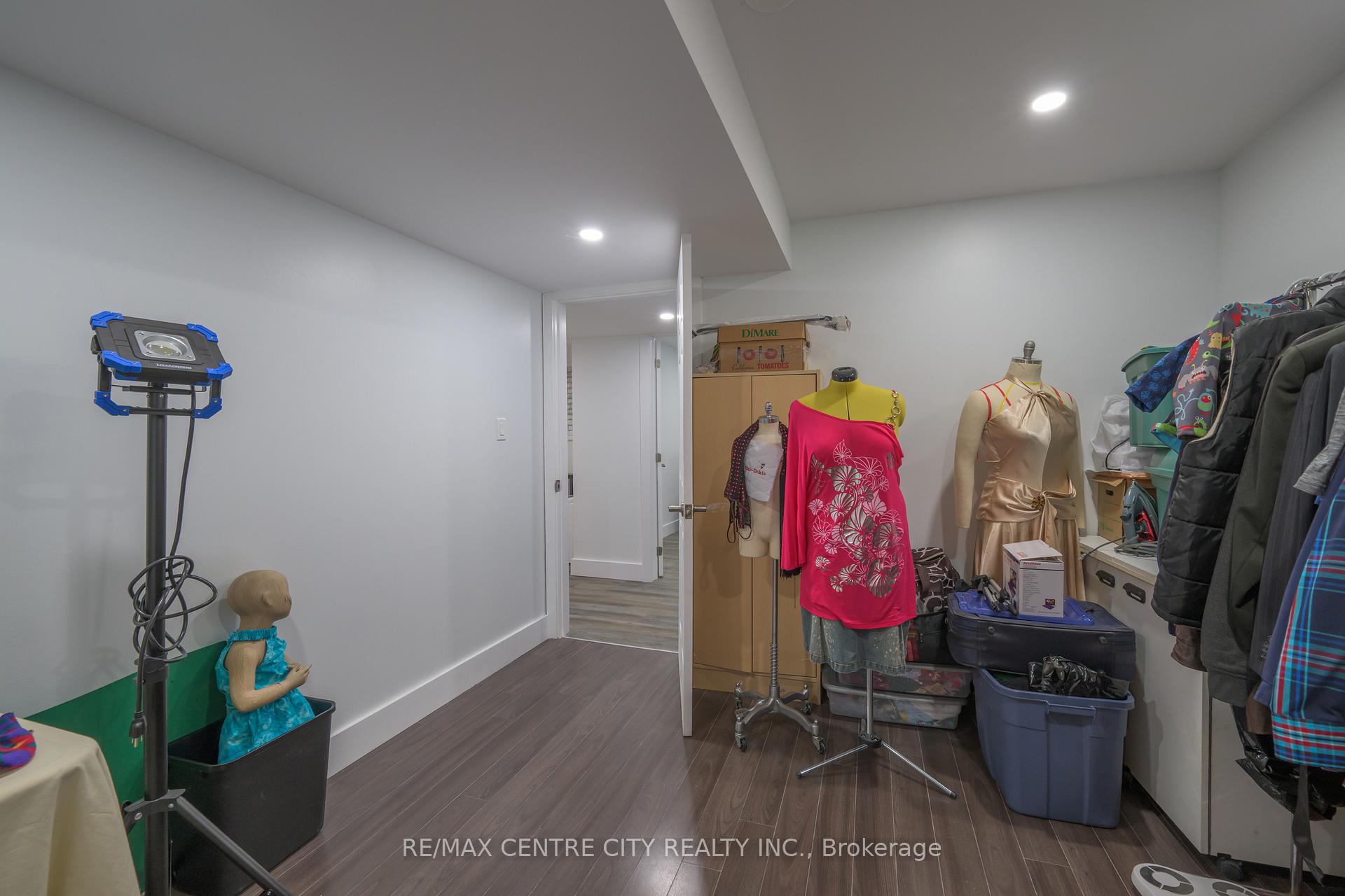Photo 34 of 9 Bonnie Place, St. Thomas — HOMEH