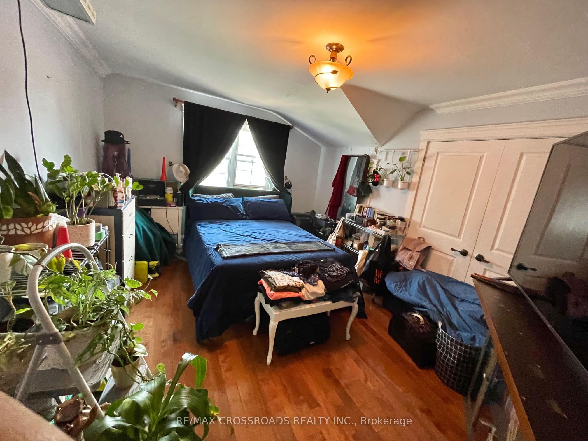 Photo 20 of 1756 Queen Street E, Toronto, The Beaches — HOMEH