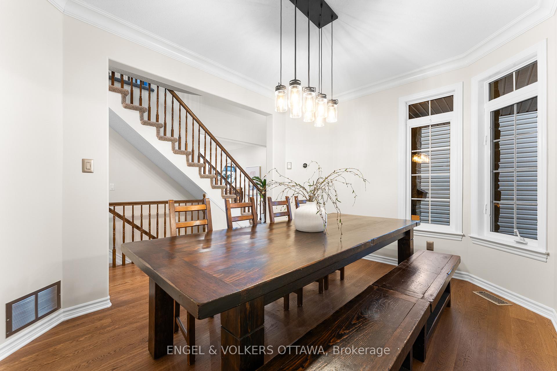 Photo 21 of 22 Friendly Crescent, Ottawa, Stittsville (South) — HOMEH