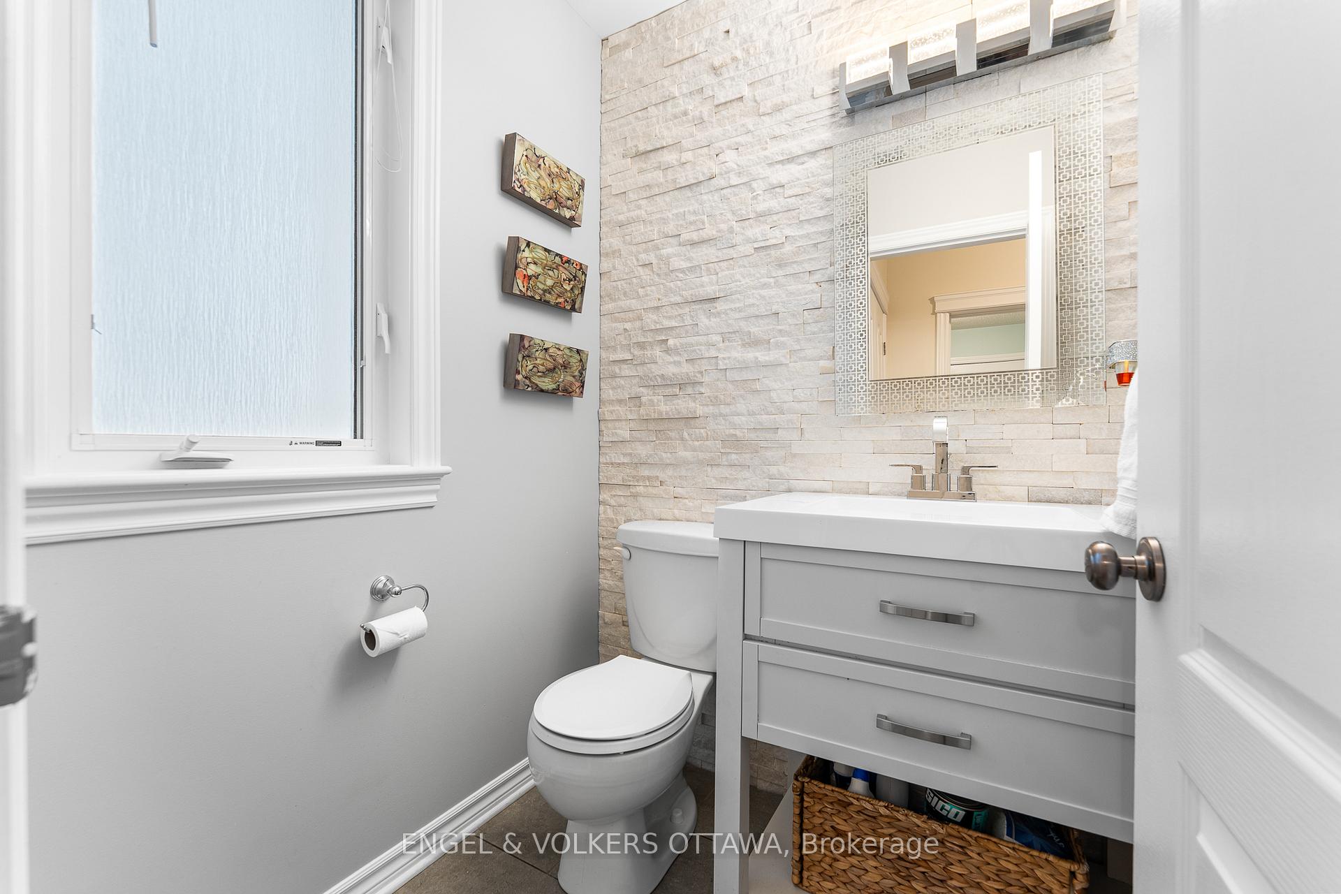 Photo 22 of 22 Friendly Crescent, Ottawa, Stittsville (South) — HOMEH