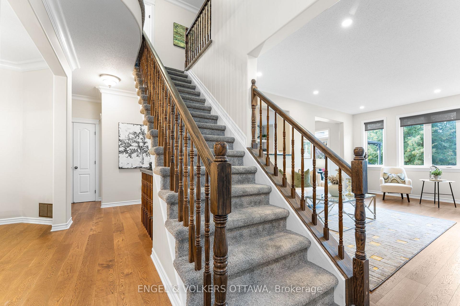 Photo 24 of 22 Friendly Crescent, Ottawa, Stittsville (South) — HOMEH
