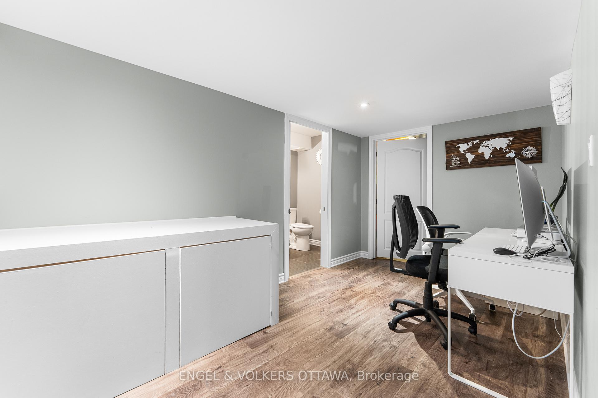 Photo 43 of 22 Friendly Crescent, Ottawa, Stittsville (South) — HOMEH