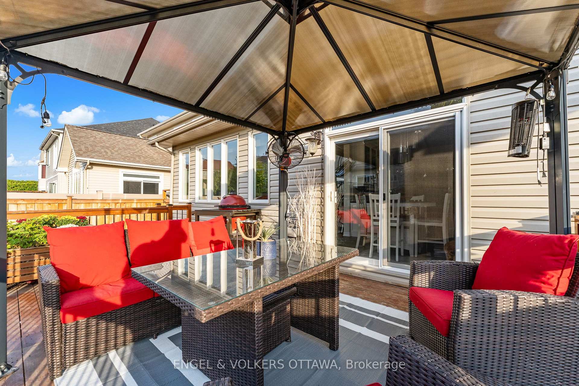 Photo 46 of 22 Friendly Crescent, Ottawa, Stittsville (South) — HOMEH
