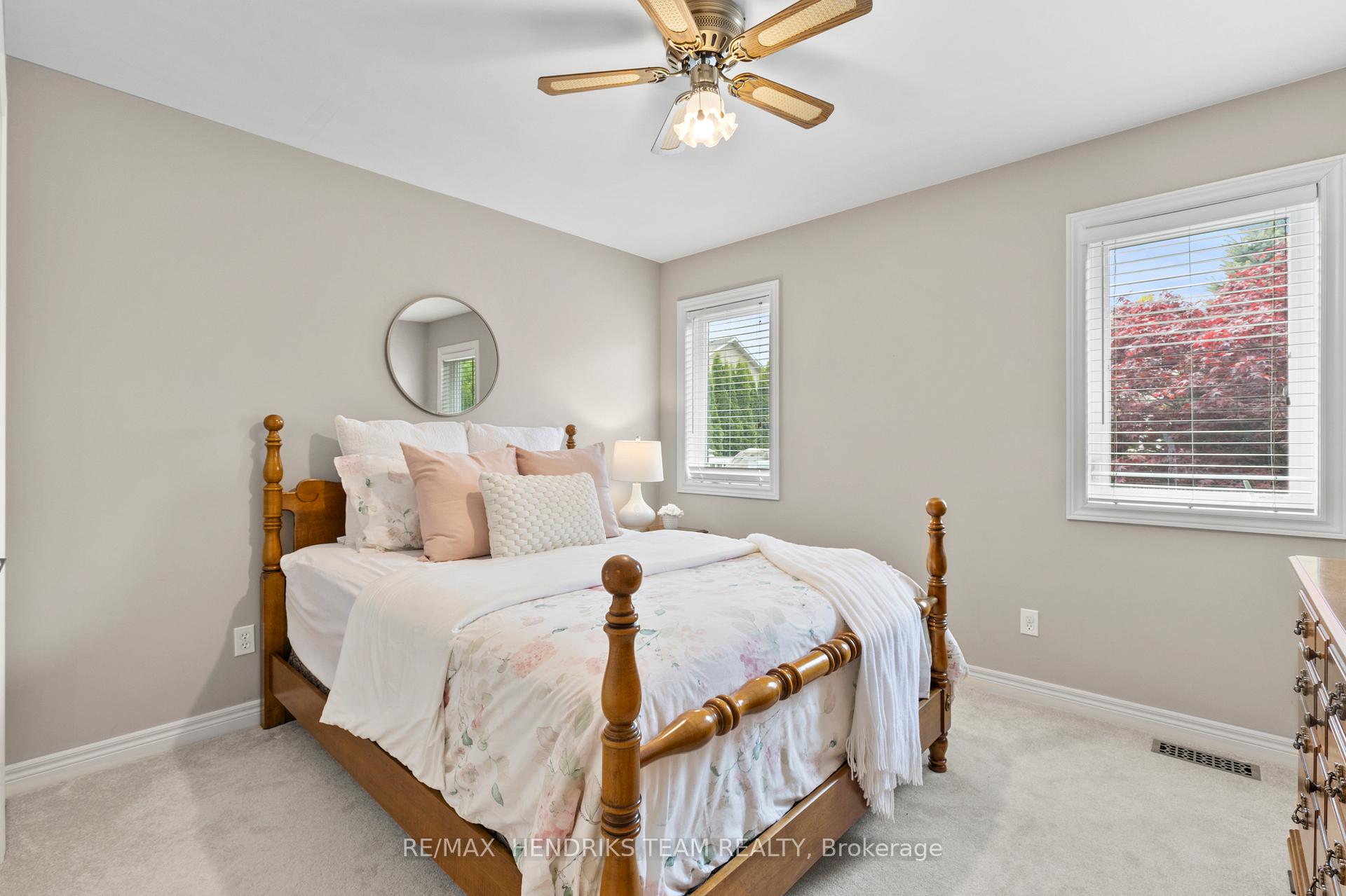 Photo 22 of 47 First Street Louth, St. Catharines, Grapeview — HOMEH