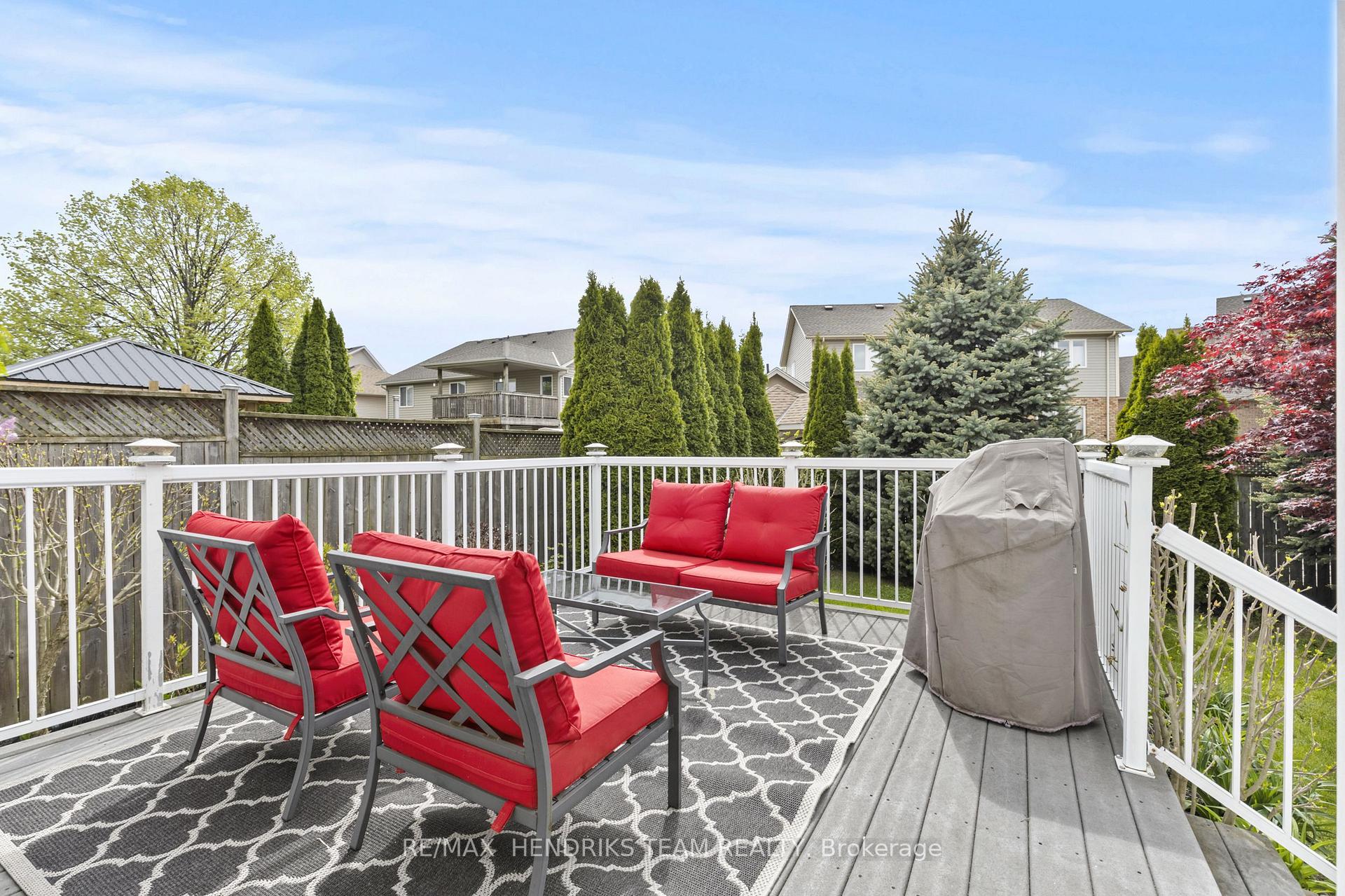 Photo 30 of 47 First Street Louth, St. Catharines, Grapeview — HOMEH