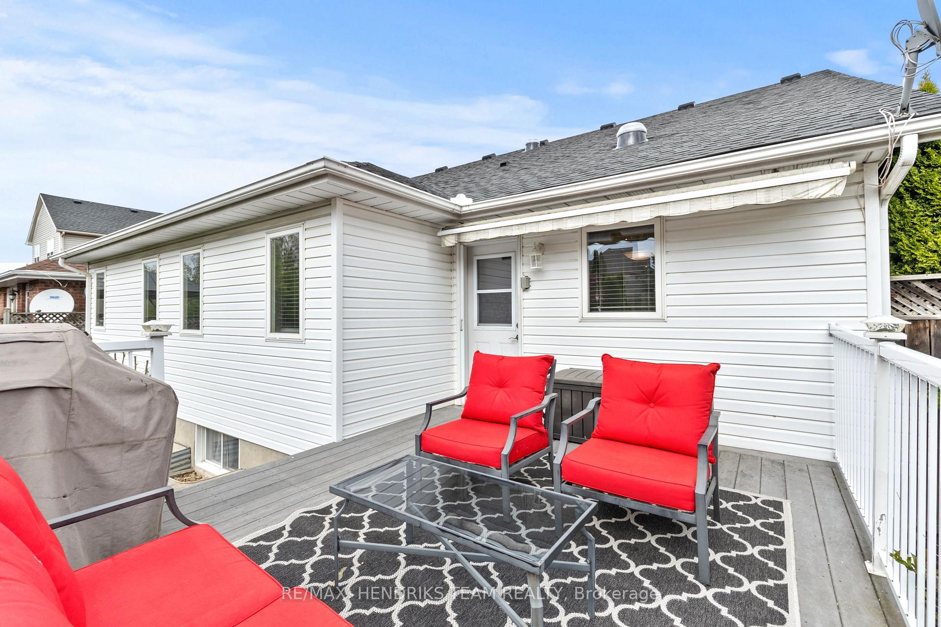 Photo 31 of 47 First Street Louth, St. Catharines, Grapeview — HOMEH
