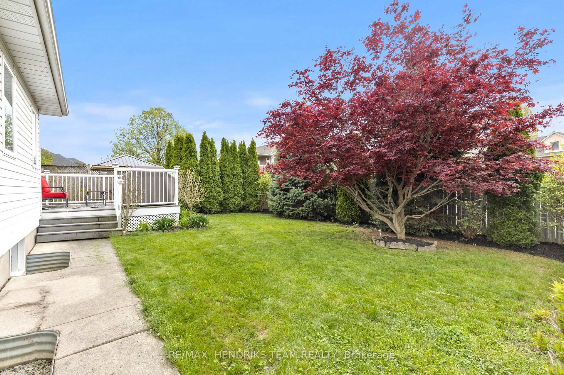 Photo 33 of 47 First Street Louth, St. Catharines, Grapeview — HOMEH