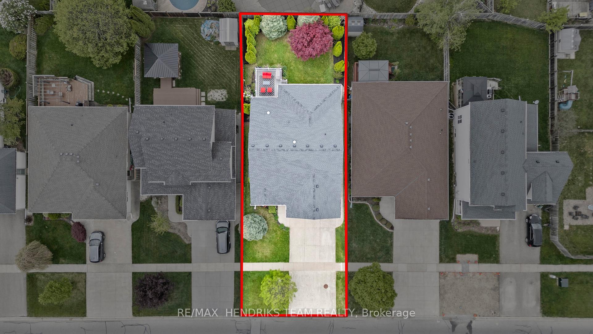 Photo 34 of 47 First Street Louth, St. Catharines, Grapeview — HOMEH