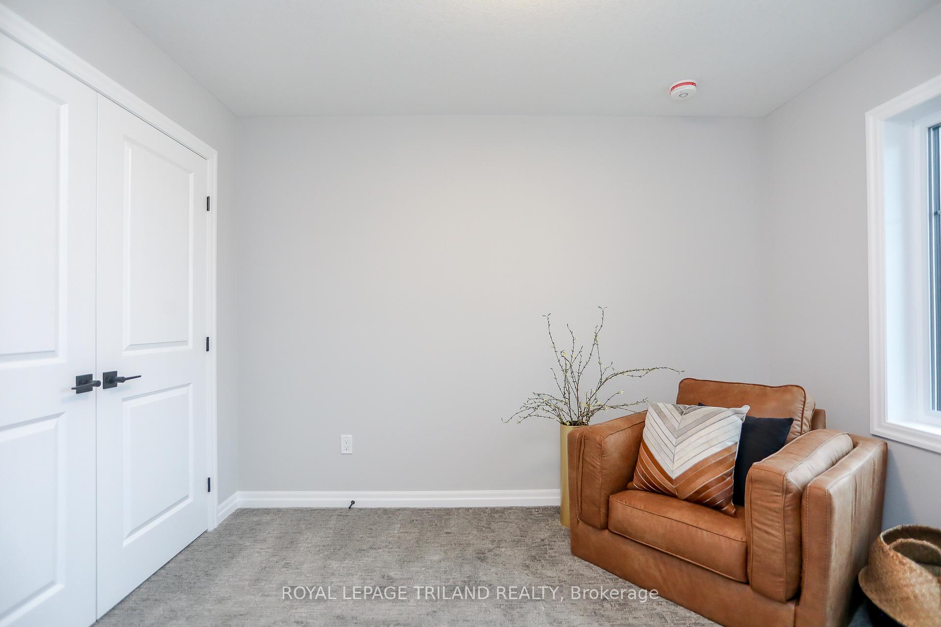 Photo 4 of 10 Silverleaf Path, St. Thomas — HOMEH